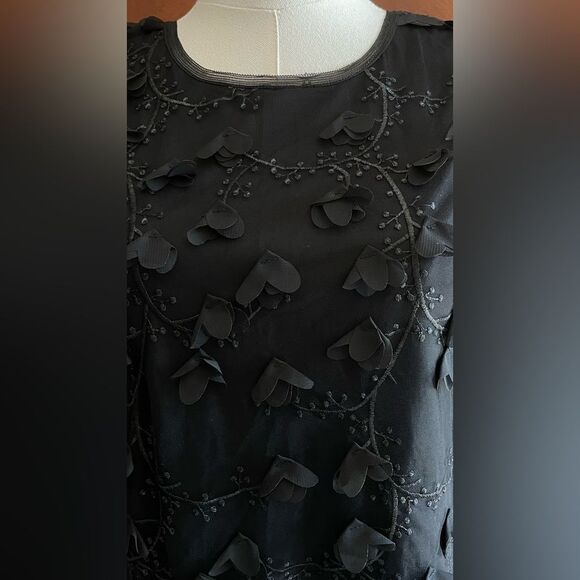 Max Studio Black Textured Midi Dress - Picture 3 of 9
